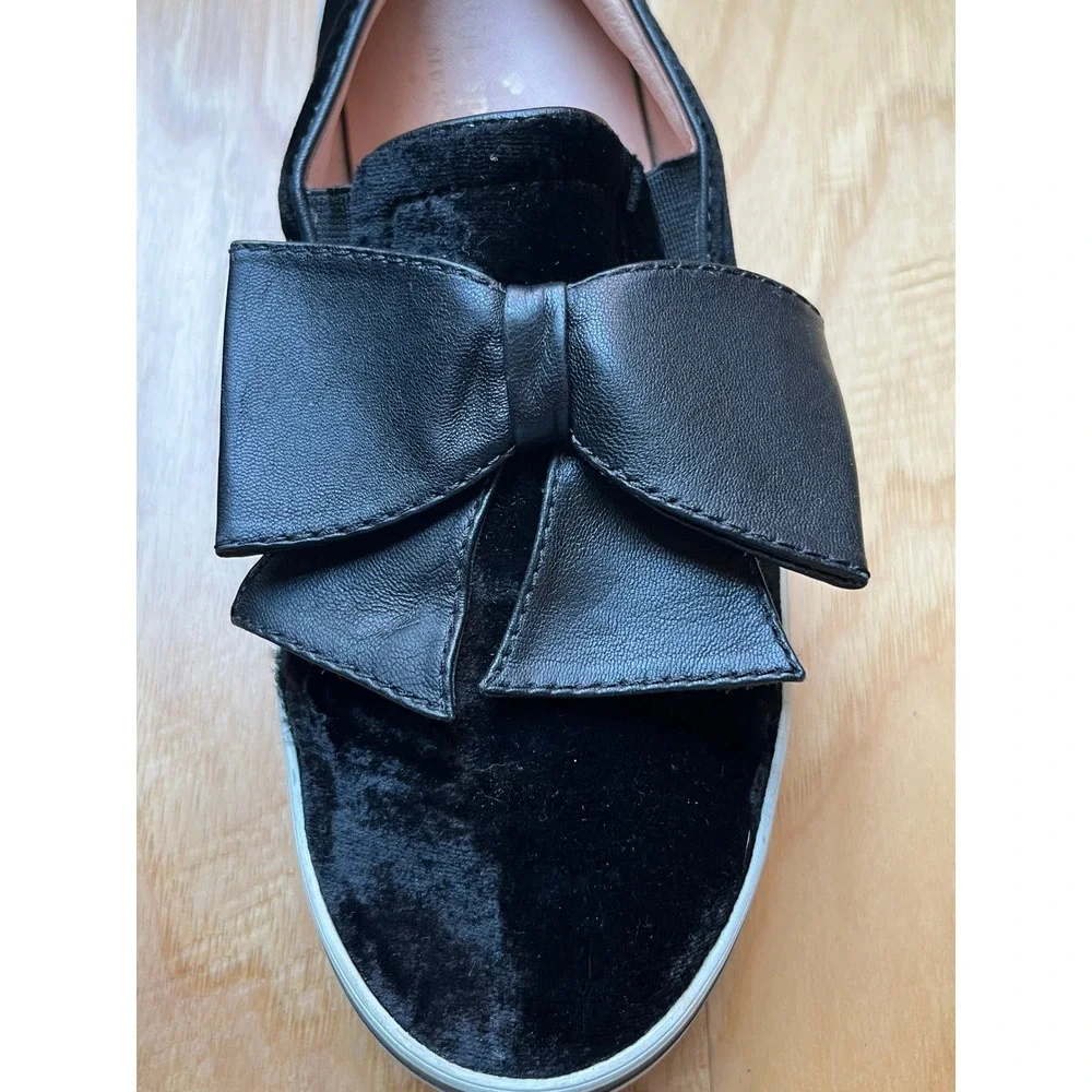 Kate Spade Velvet Bow Sneakers Womens 8 Black Slip On Flat Luxury Designer Luxe